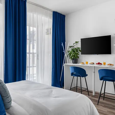 Enjoy Downtown Boutique #12 By Goodnite Cz 公寓 *