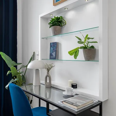 Enjoy Downtown Boutique #12 By Goodnite Cz 公寓 *