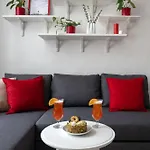 아파트 Enjoy Downtown Boutique #12 By Goodnite Cz *