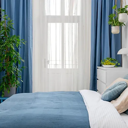 Apartment Enjoy Downtown Boutique #12 By Goodnite Cz *