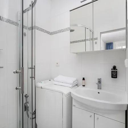 Apartment Enjoy Downtown Boutique #12 By Goodnite Cz Brno