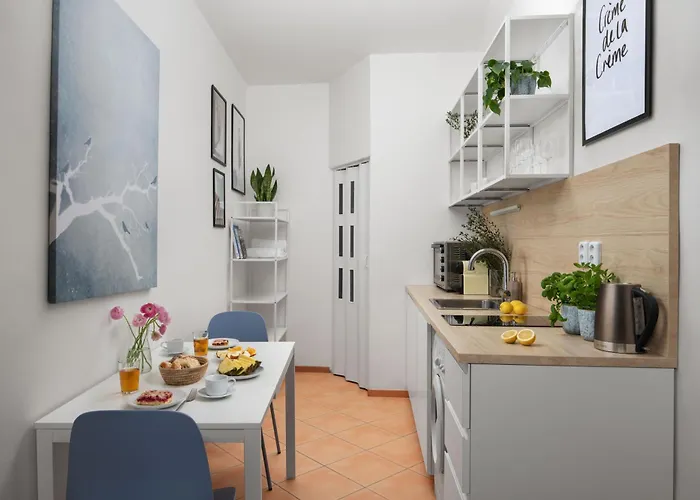 Apartment Enjoy Downtown Boutique #12 By Goodnite Cz *