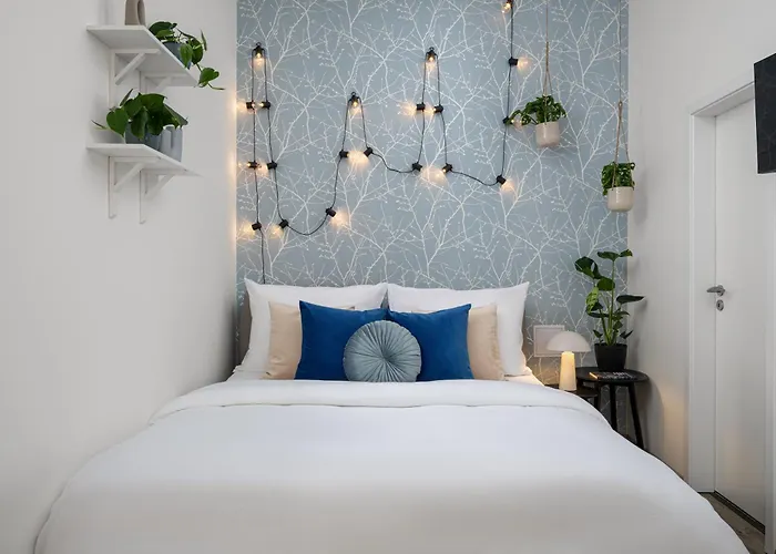 Apartment Enjoy Downtown Boutique #12 By Goodnite Cz *