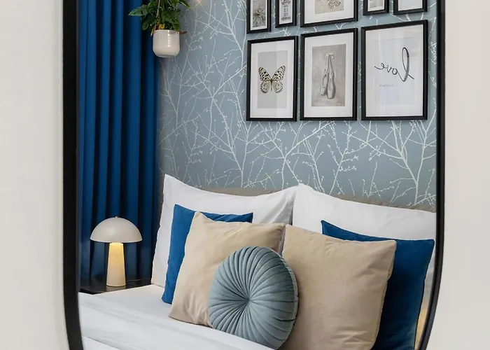 Apartment Enjoy Downtown Boutique #12 By Goodnite Cz *